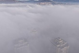Husta hmla a smog narusili zivot v Sarajeve
