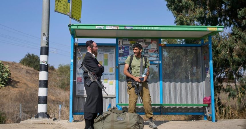 Izraelska opozicia kritizuje novy navrh na povolanie ultraortodoxnych zidov do armady