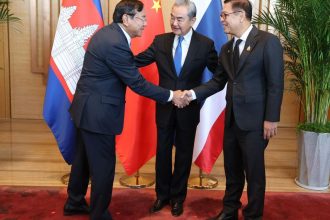 Kambodza podla thajskej armady porusila primerie vyslala drony