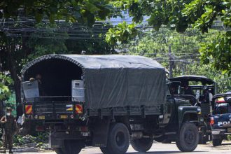 Mjanmarsko Pred vikendovymi volbami rastie nasilie