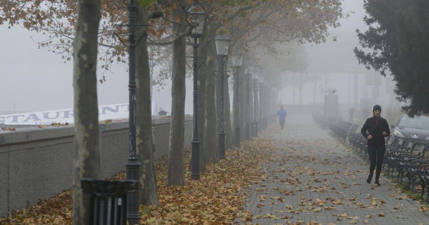 Na celom uzemi Slovenska treba pocitat s hmlou