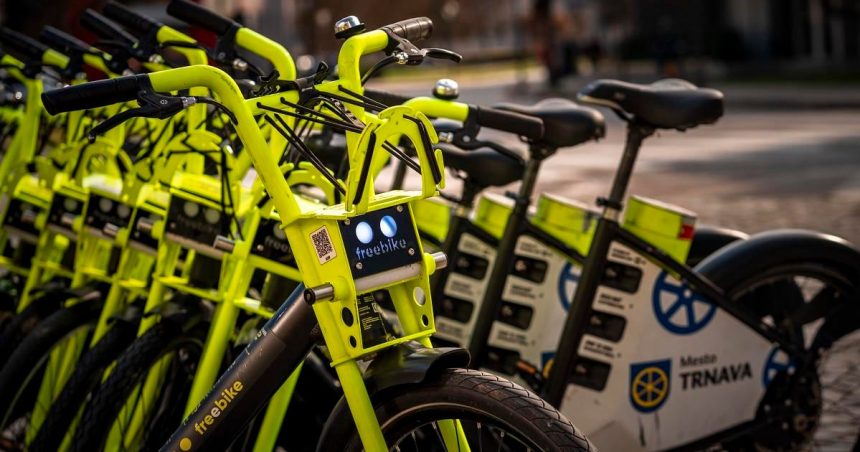 Na mestskych bicykloch najazdili vyse 300 tisic kilometrov Trnavsky bikesharing uzavrel sezonu