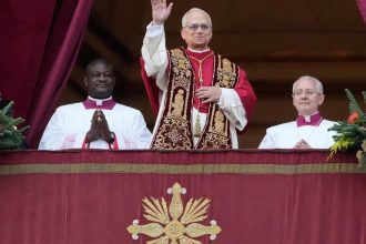 Papez vyzval na dialog o mieri na Ukrajine