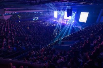 Para oslavila 30 narodeniny velkym koncertom