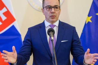 Poslanci definitivne schvalili reformu financovania socialnych sluzieb