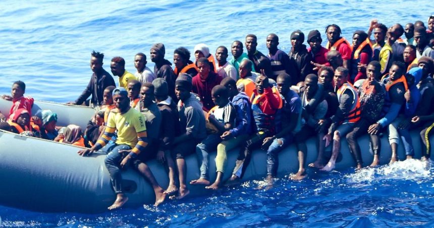 Pri greckom ostrove Gavdos zachranili 539 migrantov