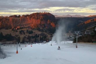 Snezne dela bezia naplno v Turci sezona zacina