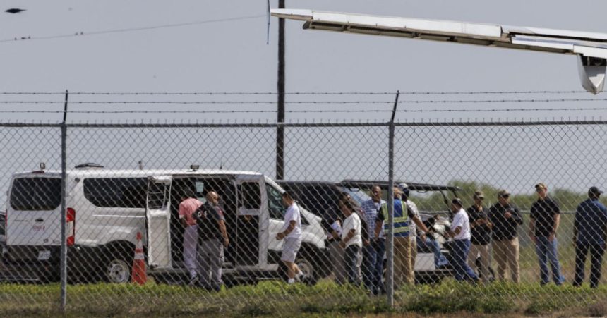Spojene staty skratia platnost pracovnych povoleni migrantom
