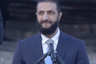 Syria Sara navstivil Aleppo rok po povstaleckej nadvlade