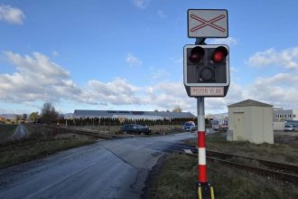 V Banovciach nad Bebravou doslo k zrazke vlaku a auta