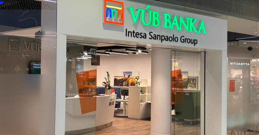 VUB vypla staru mobilnu aplikaciu nova celi kritike