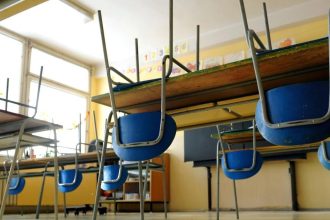 Z dovodu zvysenej chorobnosti zatvorilo 22 skol