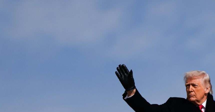 Expert Blizi sa vrchol trumpizmu o rok moze byt Trump pre republikanov zatazou