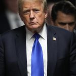 Francuzsko pre Trumpove narodeniny a MMA zapas prelozilo G7 samit