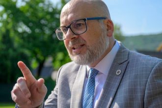 Institut samospravy zacal fungovat pomoze mestam a obciam