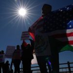 Kongresman zada o prepustenie patrocneho chlapca ktoreho zadrzal ICE