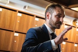 Kratky vstupuje do klubu KDH kde sa bude venovat ekonomickemu a socialnemu programu