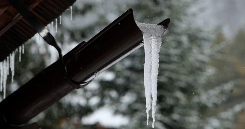 Meteorologoviahlasiaspostupneotepovanieocakavajuzrazkyaipoladovicu