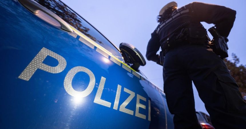 Nemecko Osem osob sa postavilo pred sud za pokus o zalozenie nacistickeho statu