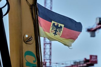 Nemecko si v minulom roku pozicalo vyrazne menej nez sa ocakavalo