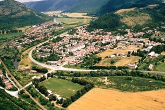 Obec planuje postavit 20 nizkostandardnych bytov
