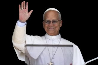 Papez sleduje vyvoj vo Venezuele s obavami