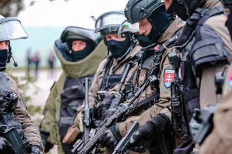 Podla inspekcie bol policajny zasah voci davu a varovne vystrely vo Velkej Ide zakonne