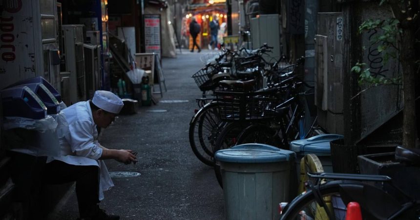 Poulicni zlodeji ukradli v centre Tokia kufre s milionmi