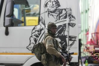 Povstalci napojeni na Islamsky stat zavradili 25 farmrov