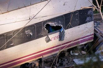 Spanielsko Pocet obeti zrasky rychlovlakov stupol na 41