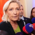 Zachrani svoj prezidentsky sen Proces s Le Penovou rozhodne o jej buducnosti