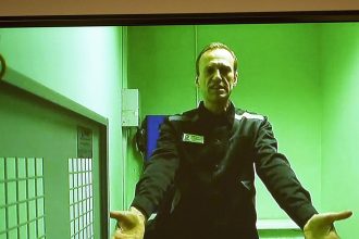 Europsky sud pre ludske prava odsudil Rusko za neludske zaobchdzanie s Navalnym