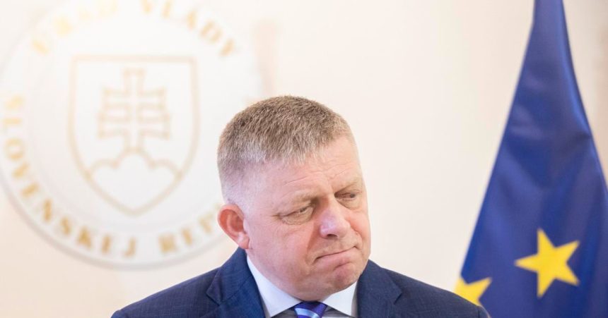 Fico dal Zelenskemu ultimatum Ak nepoteie ropa zastavi dodavky nudzovej elektriny na Ukrajinu