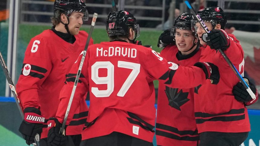 Kanada potvrdila svoju obrovsku kvalitu Svajciarsku hviezdu odniesli na nosidlach