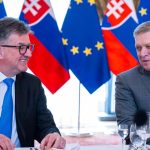 Kauza Epstein iba potvrdila Lajcakovu ohybnou moralku