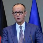 Merz vyzval na pouzivanie realnych mien na socialnych sietach