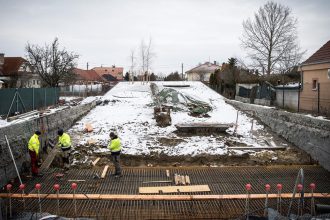 Miesto kde zabili Jana a Martinu sa naklonilo Pamenik vo Velkej Maci dokoncuju