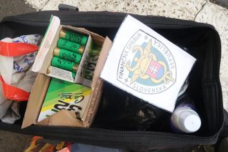 Na vychodnej hranici odhalili nelegalne municie
