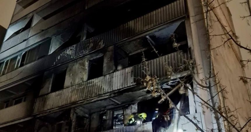 Nocny poziar na Banselovej ulici vyhnal do zimy dve desiatky rodin