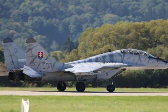 Opozicia povazuje zvolanie vyboru k darovaniu techniky Ukrajine za divadlo