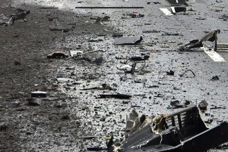 Osemnast mrtvych po zrazke dvoch vozidiel na dialnici v Egypte