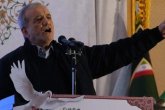 Pezeskiyan nariadil zacat spravodlive a rovnocenne jadrovo rokovanie s USA