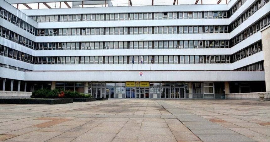 Polacek Lorinc Mudrak V Kosiciach je uz znamy prvy prieskum tykajuce sa kandidatok na primatora