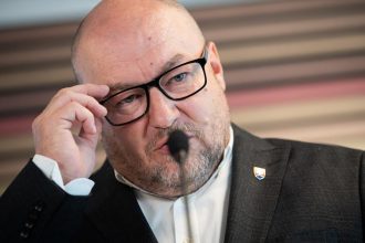 R Huliak Musime sa zamysliet nad tim ci sa v pripade NFS oplati sudit cele roky