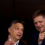 Ropa tecie no nie z Ruska Slovensku to nestaci Fico hra hru Ktora vyhovuje Moskve