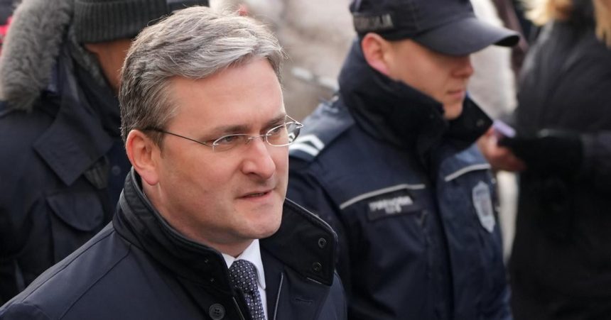 SRBSKO V Belehrade sa zacal sud s ministrom kultury pre korupciu v projekte luxusneho hotela zata Trumpa