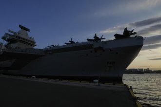 Starmer Britania vysle do severneho Atlantiku skupinu lietadlovych namornych sil