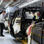 Trump spsobuje problmy dvom slovenskm automobilkm Vrazne im klesol export kles aj vroba