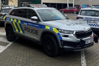 V troch budovach UK zasahovala policia prijala oznamenie o vyhrake