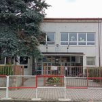 deviatak poas vyucovania zapalil spoluziacke vlasy pripad vysetruje policia